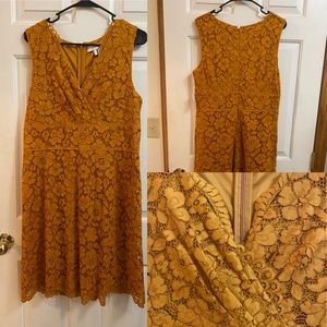 Women’s mustard yellow lace dress
